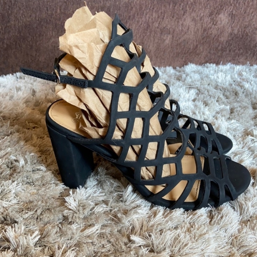 Size 6 Black Cage heels